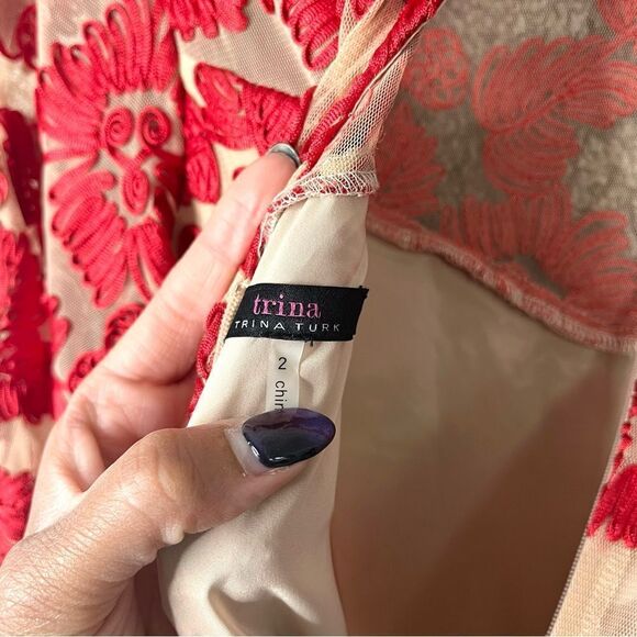 Trina Turk Dress Women’s 2 Red & Beige Floral Embroidered Bell Sleeve Sheath - Picture 6 of 11